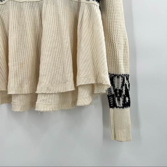 Free People white black flare hem sweater size XS - Picture 3 of 10